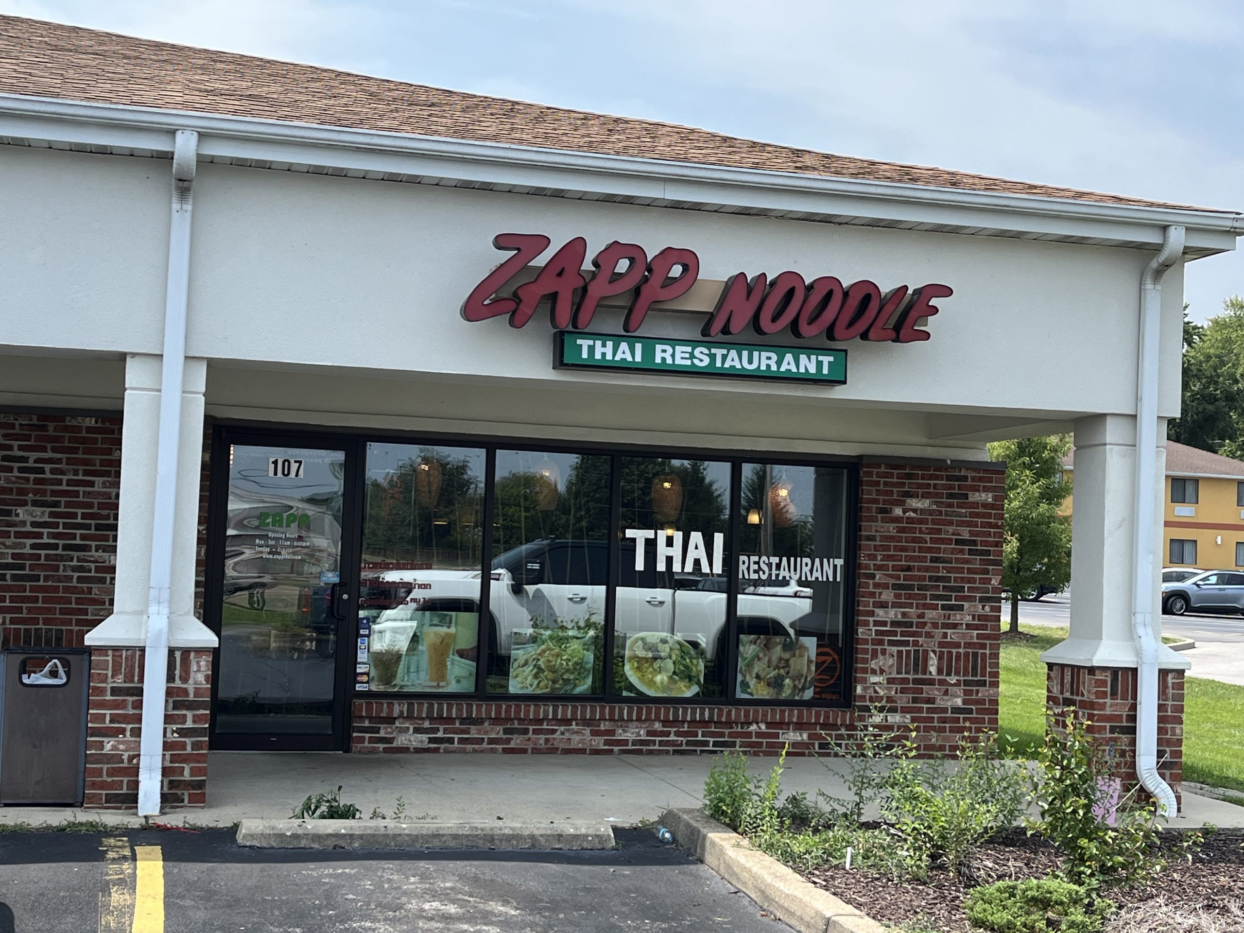 Zapp Noodle Thai Restaurant - O'Fallon, IL